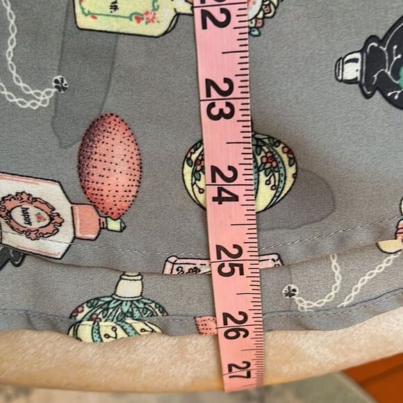 #COQUETTE-GIRL *French Chic* Perfume Bottle Print Tank Sz M EUC - Picture 9 of 9